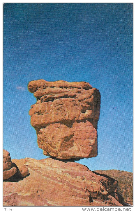 Balanced Rock, Garden Of The Gods, Colorado Springs - Colorado Springs