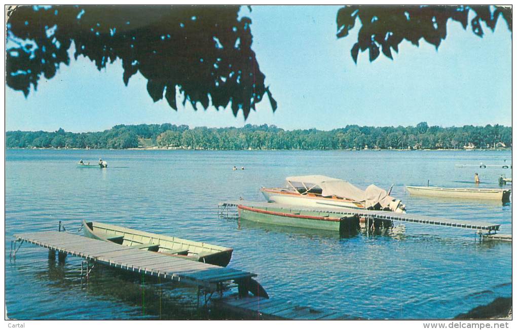 SARATOGA SPRINGS - Beautiful Saratoga Lake Noted For Its Excellent Fishing And Water Sports - Saratoga Springs