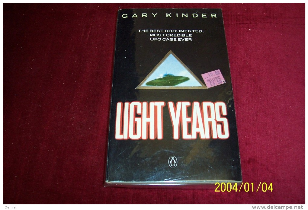 GARY KINDER  °  LIGHT YEARS - Science Fiction