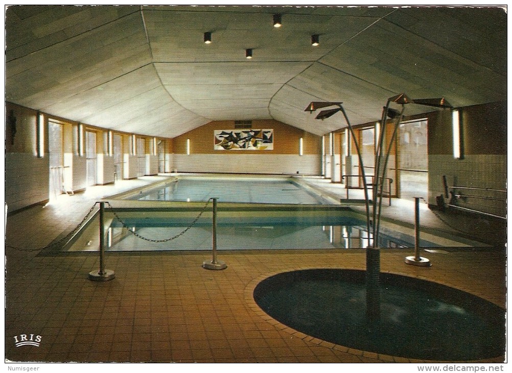 HOUTAING   ---  Collège De La Berlière  --  Piscine - Ath