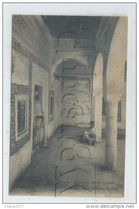 Tozeur Ou&#1578;&#1608;&#1586;&#1585; (tunisie) :L'intérieur De L'ancienne Maison Du Caïd En 1910 (animé) PF. - Tunisie