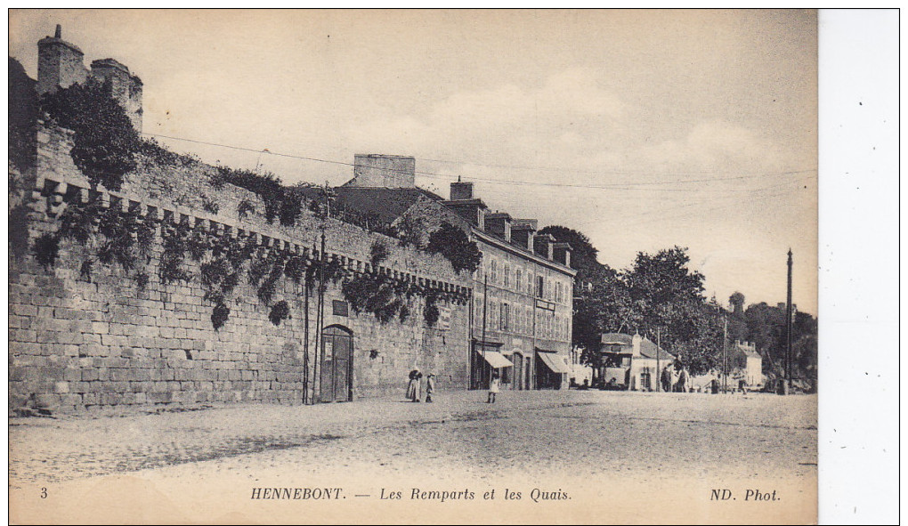 HENNEBONT - Les Remparts Et Le Quais (GPa-c310) - Hennebont