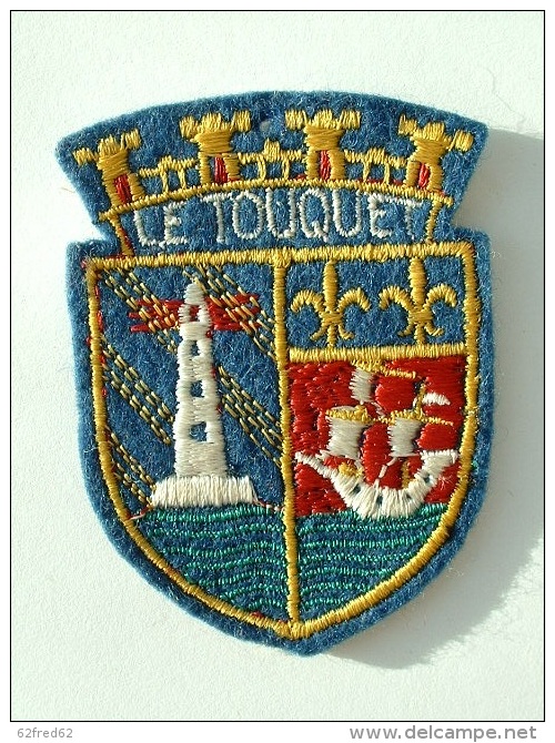 ECUSSON TISSUS BRODE  - LE TOUQUET - PAS DE CALAIS - Blazoenen (textiel)