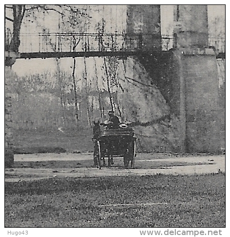 (RECTO/VERSO) AGEN - N° 16 - LA PASSERELLE AVEC ATTELAGE ET CHEVAL - PLI VERTICAL - CPA - Agen