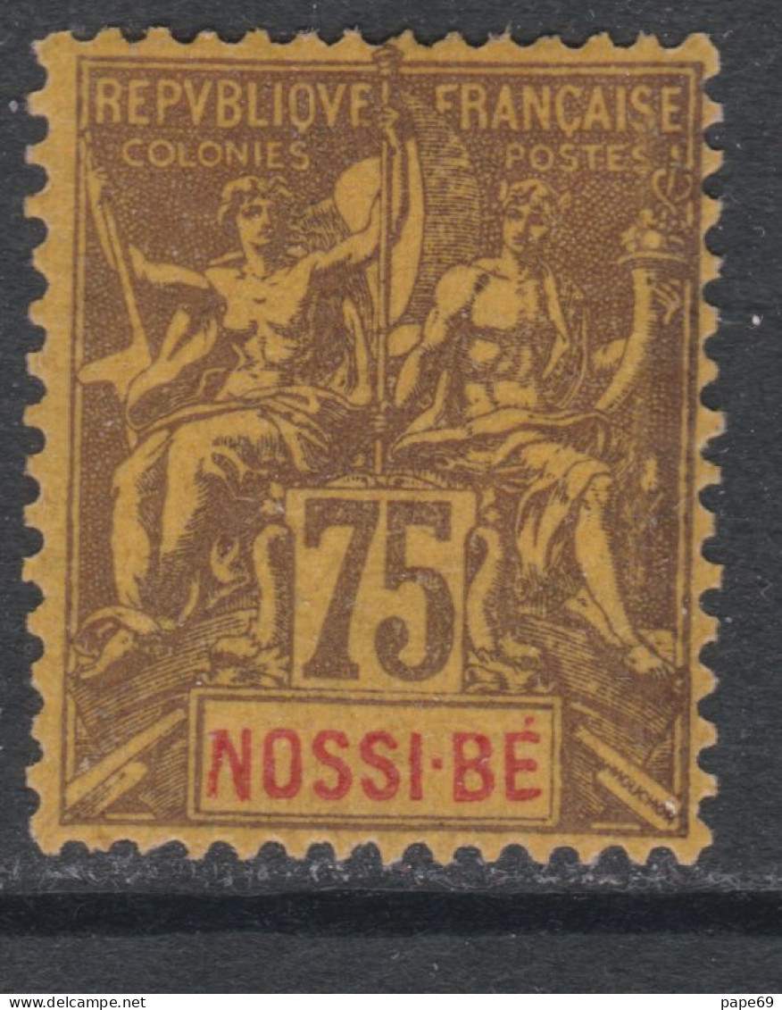 Nossi-Bé N° 38  X Type Groupe : 75 C. Violet Sur Jaune,  Trace De Charnière, Sinon TB - Nuovi