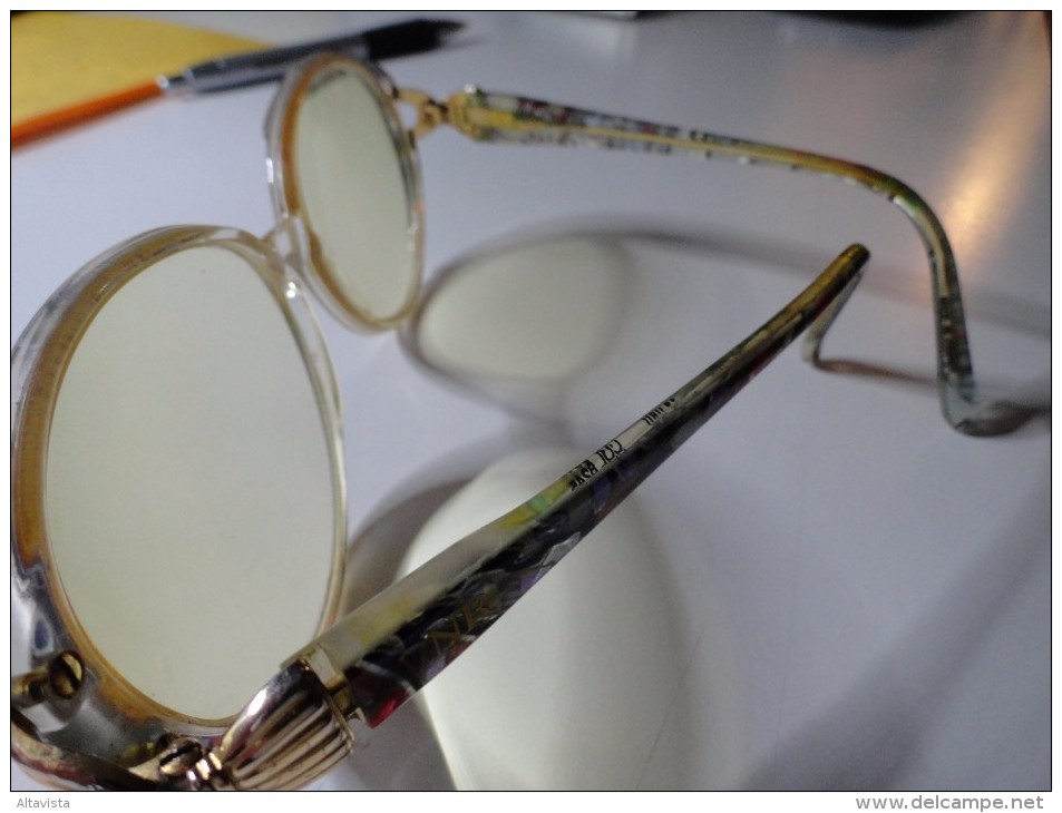 VINTAGE : SUPERBE PAIRE DE LUNETTES NINA RICCI - Occhiali