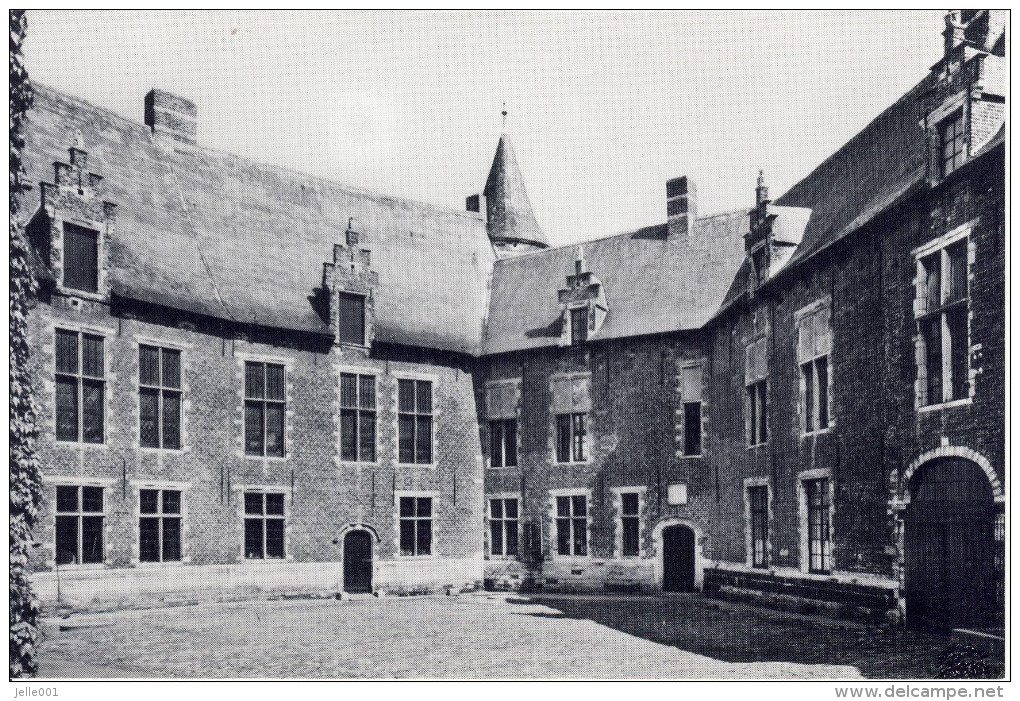 Sint-Pieters-Rode Kasteel Van Horst  (binnenkoer) - Holsbeek