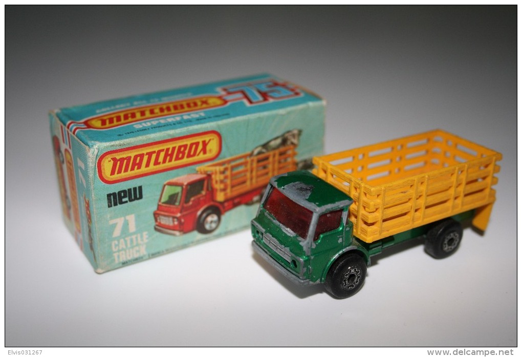 Matchbox Lesney MB71-C18 CATTLE TRUCK + Original Box, Issued 1976 - Matchbox (Lesney)