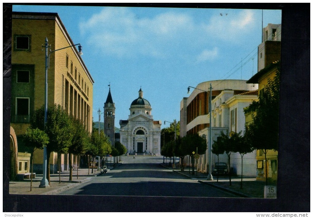 P3792 Predappio ( Forli Cesena ) VIALE MATTEOTTI E CHIESA DI S. ANTONIO - VIAGGIATA CON ANNULLO PREDAPPIO 1983 - Autres & Non Classés