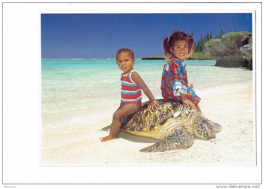 CPM - Gite De MANAMAKY - Iles Des Pins - Plage Fillette Garçon Tortue Géante - Turtle - - Tortues