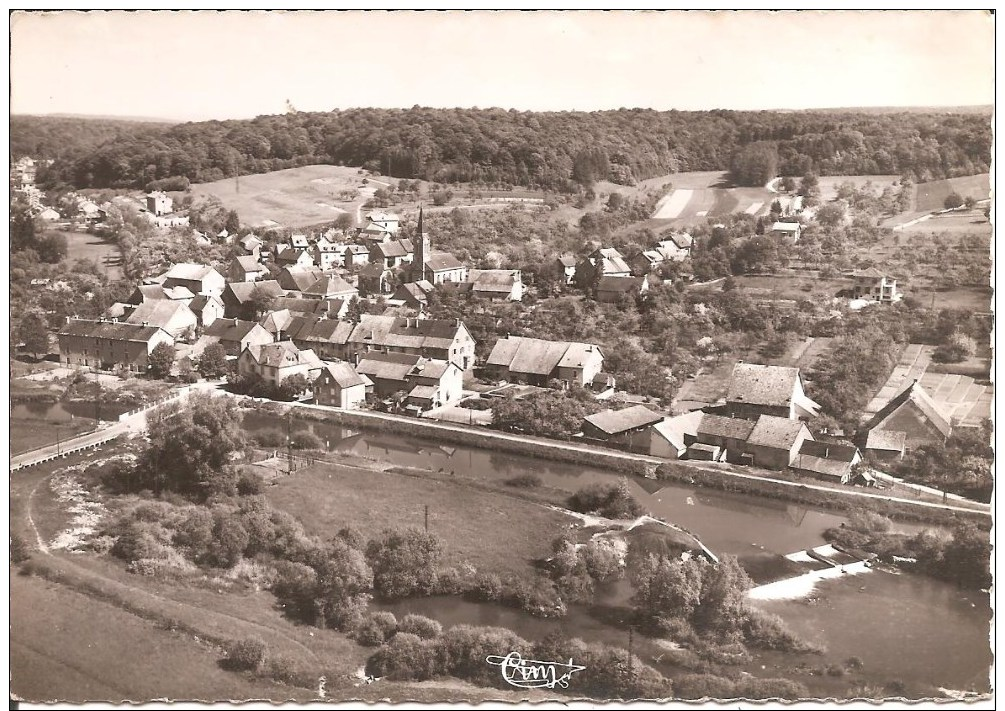 FESCHES-LE-CHATEL (25) Le Canal Et Le Temple - Vue Aérienne En 1963 CPSM  GF - Other & Unclassified