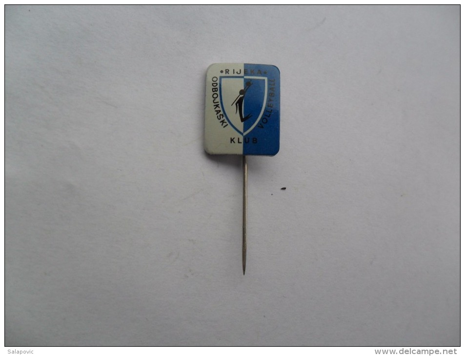 VOLLEYBALL - Club RIJEKA Fiume Croatia PINS BADGES  Z - Pallavolo