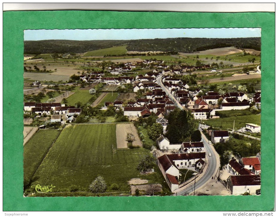 Bellechaume Vue Générale Aérienne (envoi En 1970 De Bellechaume) - Autres & Non Classés