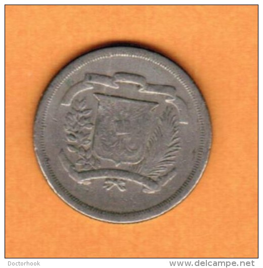 DOMINICAN REPUBLIC   25 CENTAVOS 1979  (KM # 51) - Dominicaanse Republiek