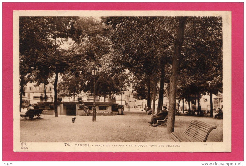 65 HAUTES-PYRENNEES TARBES, Place De Verdun, Le Kiosque Sous Les Tilleuls, Animée, (Labouche Frères, Toulouse) - Tarbes