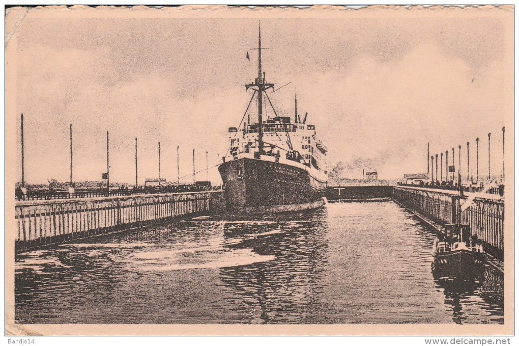 Ijmuiden-  M. S. Johan Van Oldenbarnevelt In De Nieuwe  Noorderluis    - Scan Recto-verso - IJmuiden