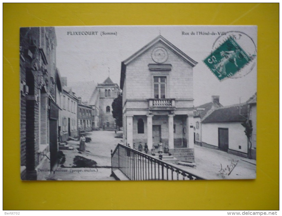 80 -  FLIXECOURT - Rue De L'hôtel De Ville - Flixecourt
