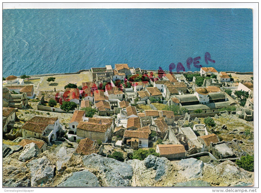 GRECE - MONEMVASIA - LA VIEILLE VILLE VUE DE LA FORTERESSE - Grèce