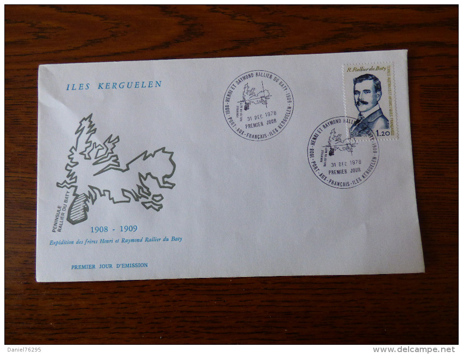 Courrier 1 Er Jour  Kerguelen - Briefe U. Dokumente