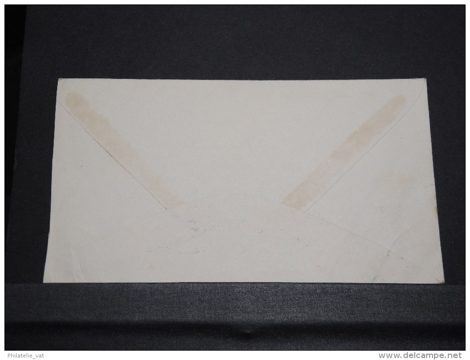 CANADA - Détaillons Archive De Lettres Vers La France 1915 / 1945 - A Voir - Lot N° 10485 - Verzamelingen