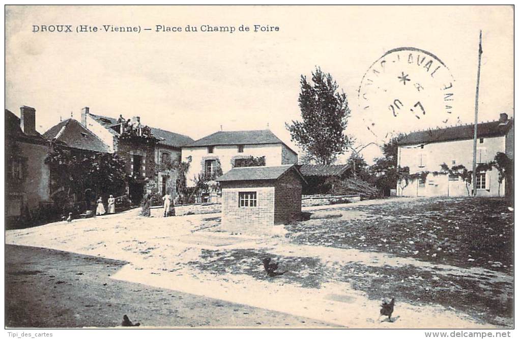 87 - Droux - Place Du Champ De Foire - Autres & Non Classés