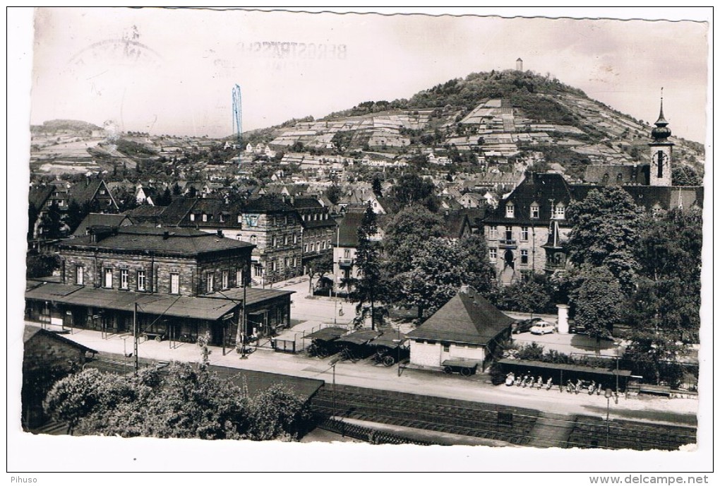 D5774     HEPPENHEIM : Blick Auf Bahnhof Und Sterkenburg - Heppenheim