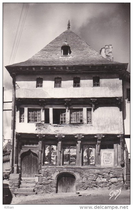 Lamballe Vieille Maison Dite "du Bourreau" - Lamballe