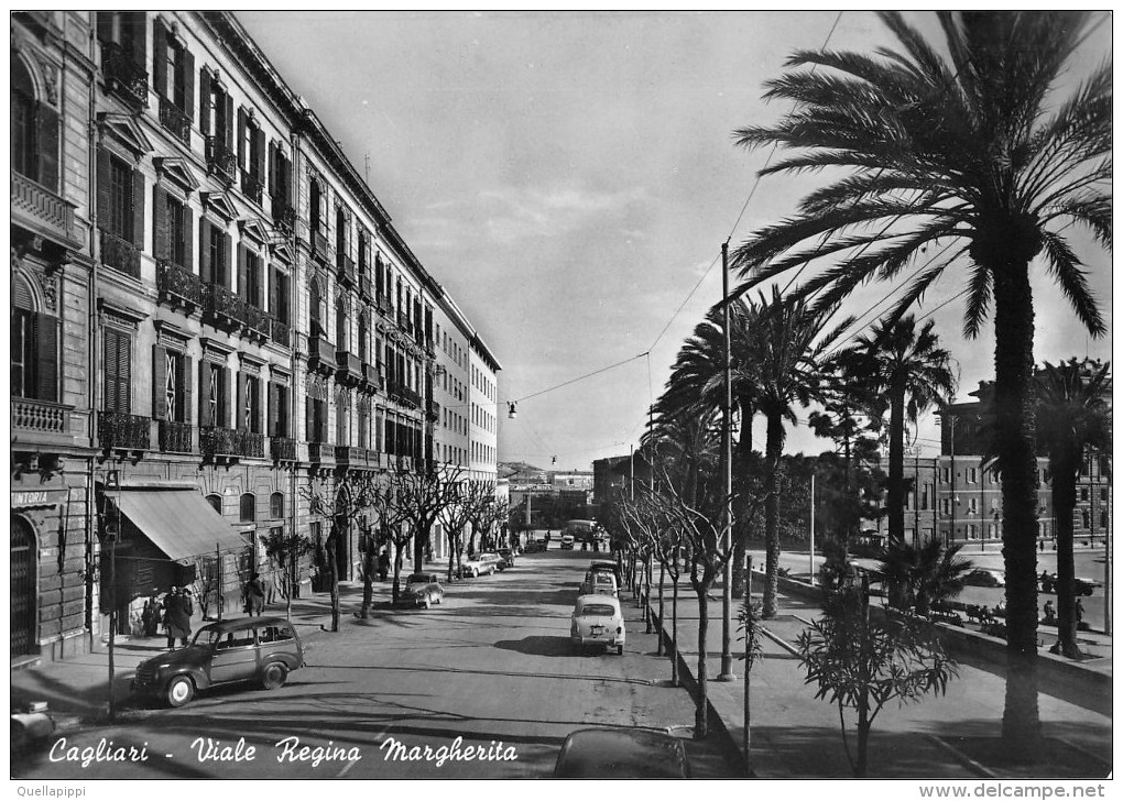 03572 "CAGLIARI - VIALE REGINA MARGHERITA" ANIMATA, AUTO ´50, VERA FOTOGRAFIA. CART. NON SPED. - Cagliari