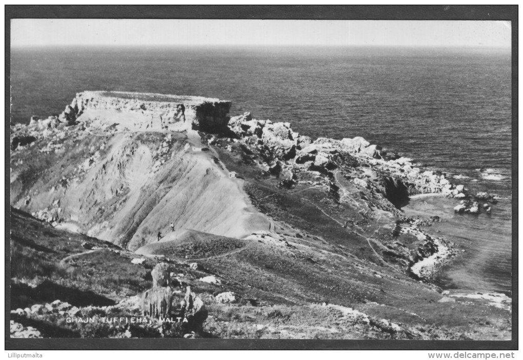 Old Malta Photo Postcard Circa 1960s Showing Ghajn Tuffieha - Malta