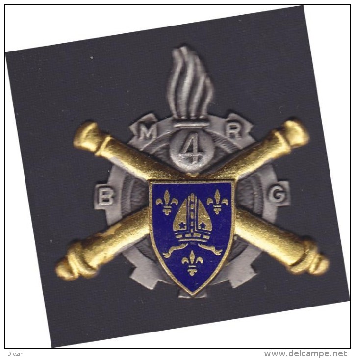 4° BMRG. 4° Bataillon Du Matériel De Réserve Générale, émail Grand Feu. D.2256, - Army