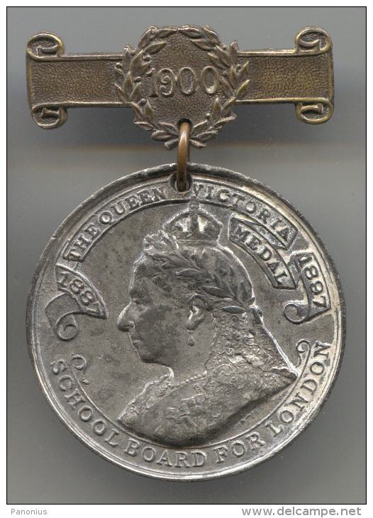 UNITED KINGDOM - QUEEN VICTORIA, SCHOOL BOARD FOR LONDON, 1900. Medal, Diameter: 40mm - Otros & Sin Clasificación