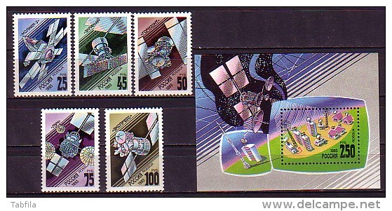 RUSSIA \ RUSSIE - 1993 - Telecommunications Spatiales - 5v + Bl** - Nuevos