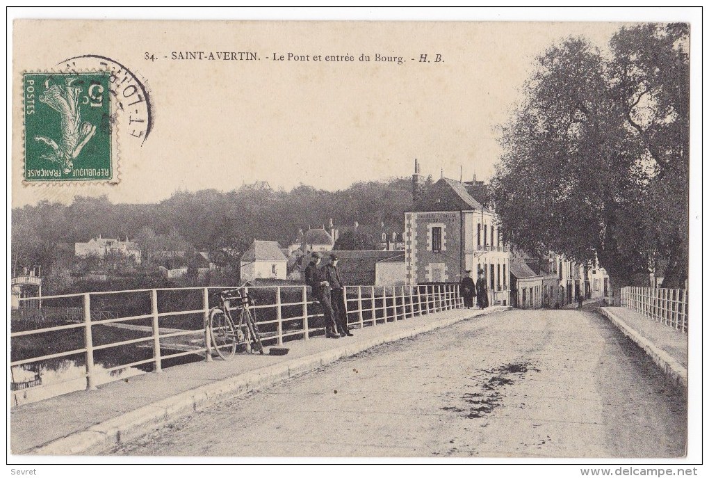 SAINT  AVERTIN - Le Pont  Et L´entrée Du Bourg.  Belle Carte. - Saint-Avertin