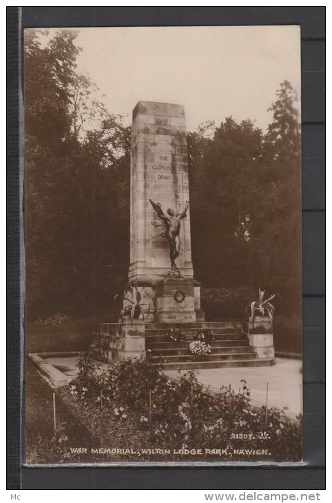 Ecosse  -  Hawick - War Memorial - Wilton Lodge Park - Roxburghshire