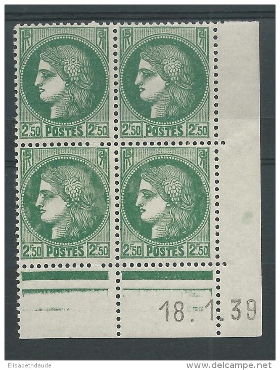 1939 - YVERT N°375 EN BLOC DE 4 COIN DATE * (CHARNIERE LEGERE SUR 2 TIMBRES) - COTE = 17.5 EURO - CERES - Neufs