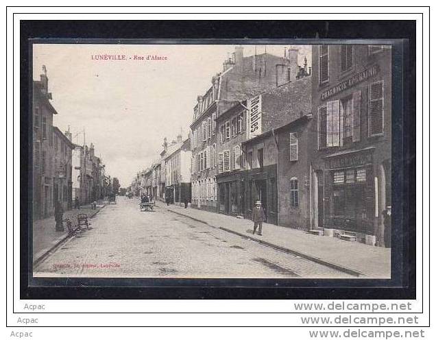 54 LUNEVILLE    Rue D Alsace (Animation,commerces) - Luneville