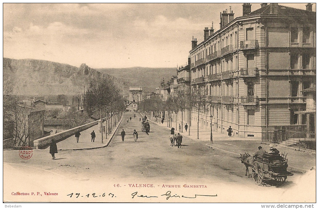 Valence : Avenue Gambetta. ( Attelage ) - Valence