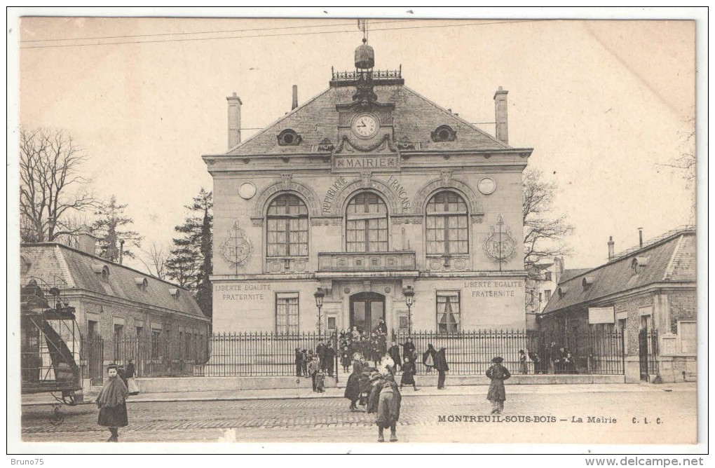 93 - MONTREUIL-SOUS-BOIS - La Mairie - CLC - Montreuil