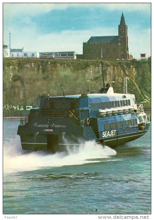 Dieppe-hydroglisseur Seajet Entrant Dans Le Port--cpm - Hovercrafts