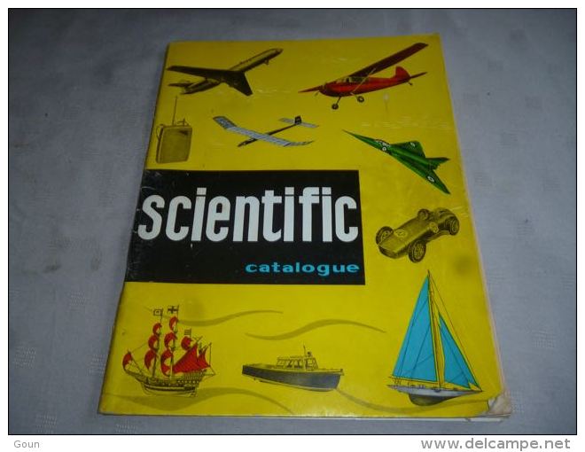 CB8 LC141 Catalogue Bilingue Modélisme Scientific Avion Bâteau Voilier Auto Moteurs Etc Revell Modelbouw - Belgien