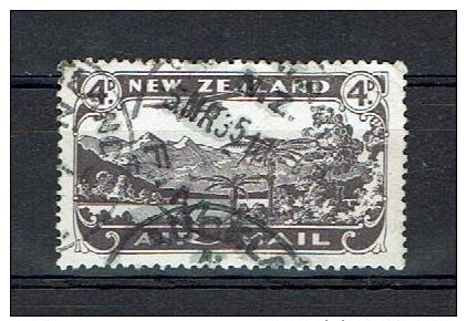 New Zealand...great Value...AIR MAIL..Scott # C2...1931...used....Cat Val = $27.50 - Luchtpost