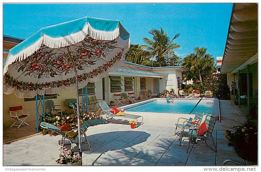 257517-Florida, Fort Lauderdale, Deauville Apartments, Swimming Pool, Leigh Roberts By Dexter Press No 46681-B - Fort Lauderdale