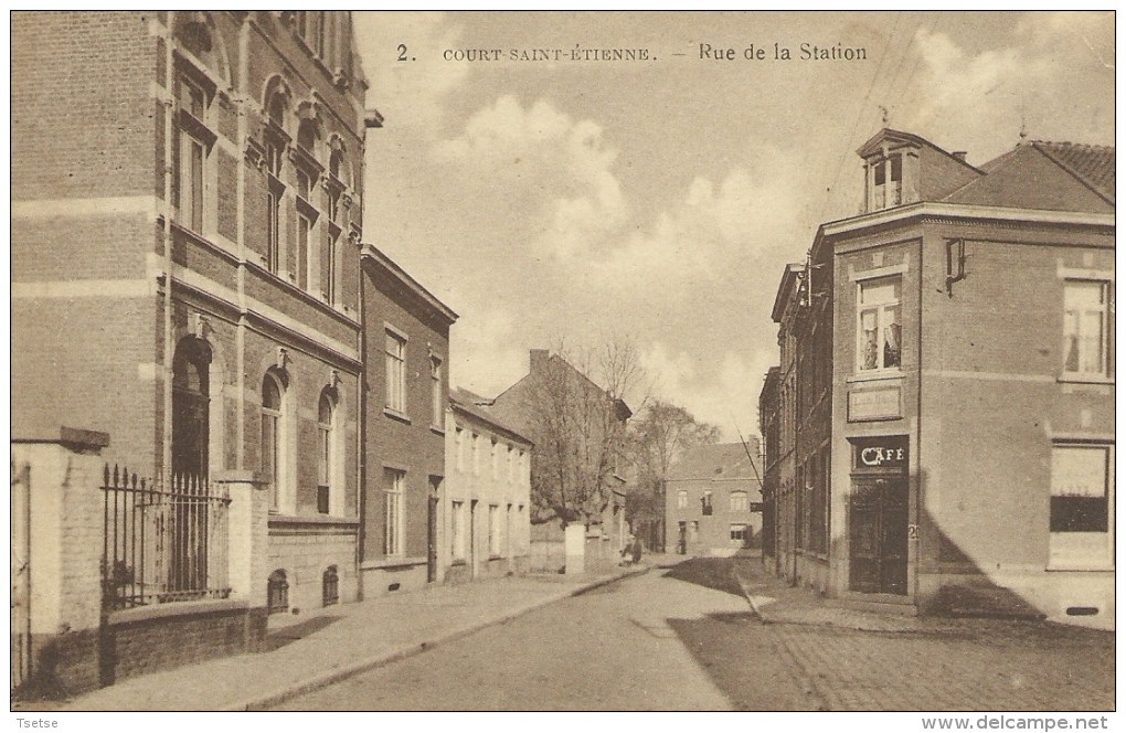 Court-Saint-Etienne  - Rue De La Station -1924 ( Voir Verso ) - Court-Saint-Etienne
