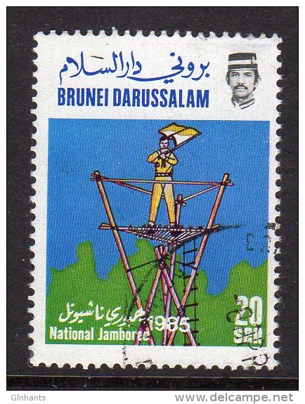 BRUNEI - 1985 20c SCOUT JAMBOREE SG369 FINE USED - Brunei (1984-...)