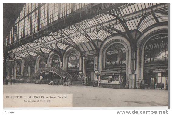 GARE DE LYON ( L Escalier Menant Au Grand Blleu ) - Stations, Underground