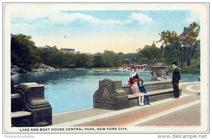 LAKE AND BOAT HOUSE CENTRAL PARK NEW YORK CITY  - United States - Parques & Jardines