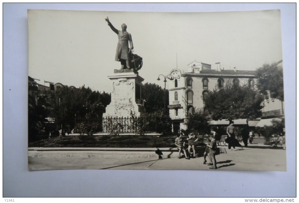 CPA 66 PERPIGNAN. Statue De François Arago. Carte Animée. 25/10/1947. - Perpignan