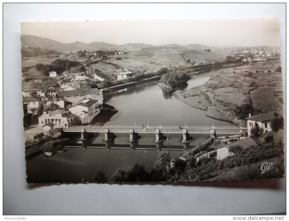 Carte Postale Béhobie Frontière Franco Espagnole Le Pont International Et L'Ile Des Faisans (oblitérée 1952) - Béhobie