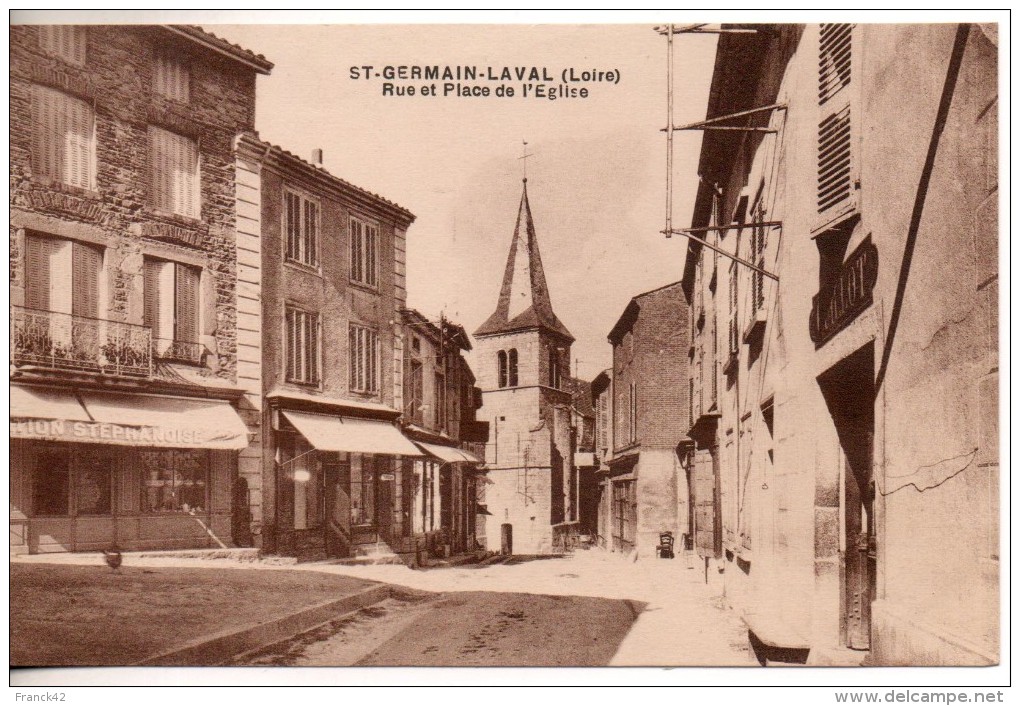 42. Saint Germain Laval. Rue Et Place De L'eglise - Saint Germain Laval