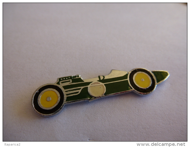 PINS AUTOMOBILE  ANCIENNE COURSES   / 33NAT - Ford